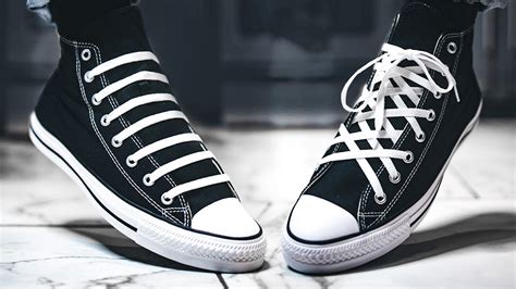 lacing converse high tops